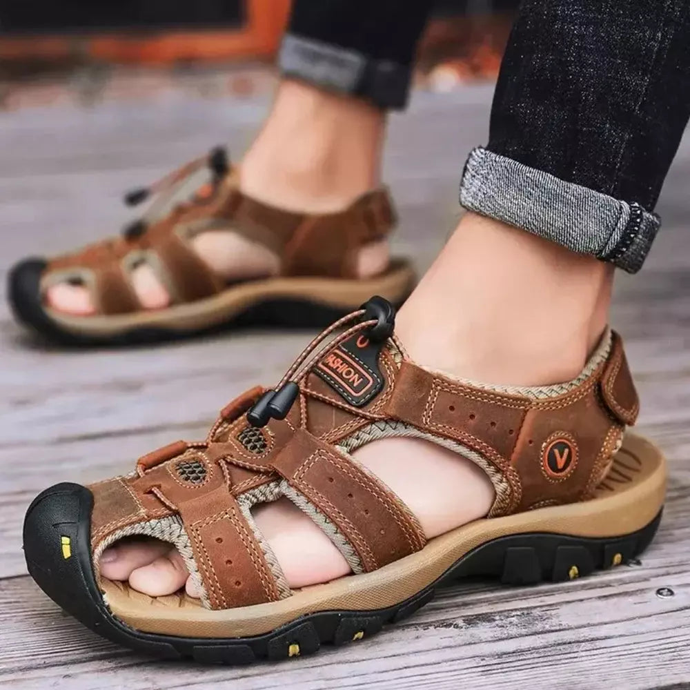 ErgoStride Colosy™ • Bequeme Herrensandalen für jedes Gelände