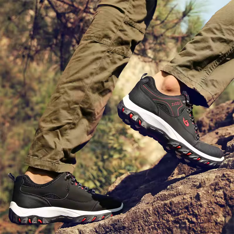 Ergonomische outdoorschoenen met waterbescherming • Outdoor™