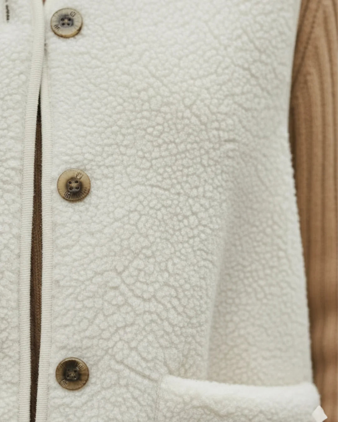 Solene™ – Parijs wollen vest voor moeiteloze elegantie
