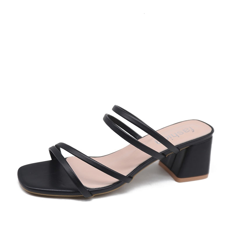 Pantoletten Feminino Riemen Marthe Colosy