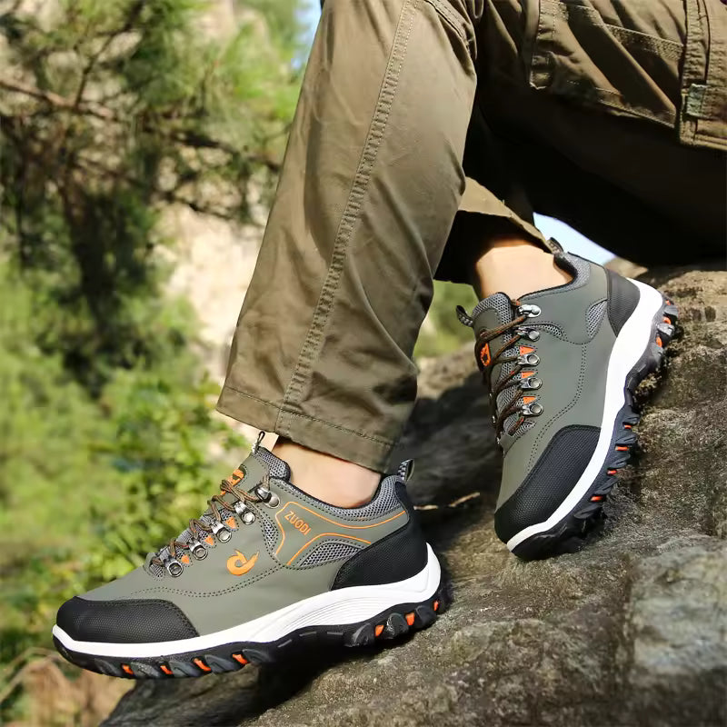 Ergonomische Outdoorschuhe mit Wasserschutz • Outdoor™