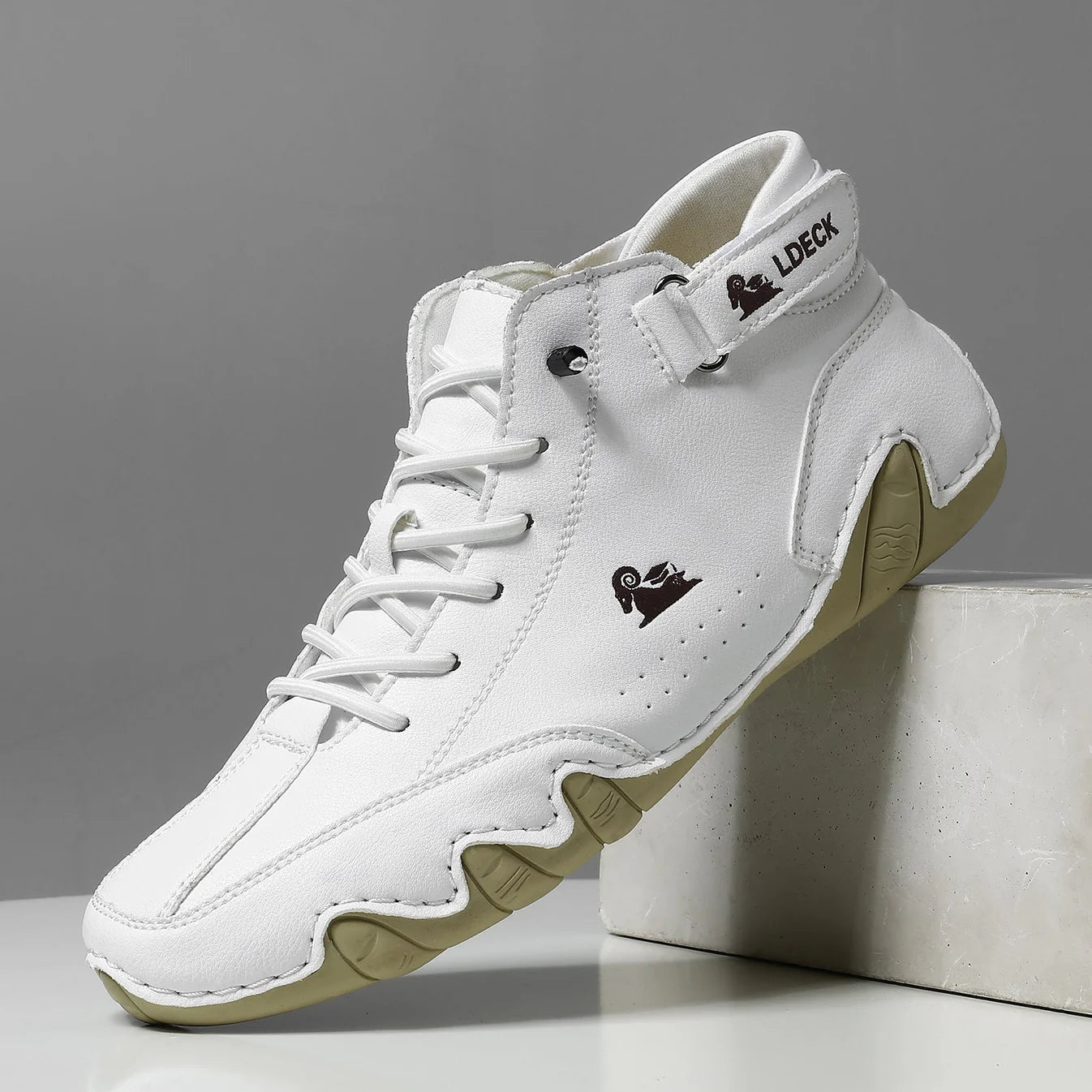 Orthopädische Sneaker für täglichen Komfort • LDECK™