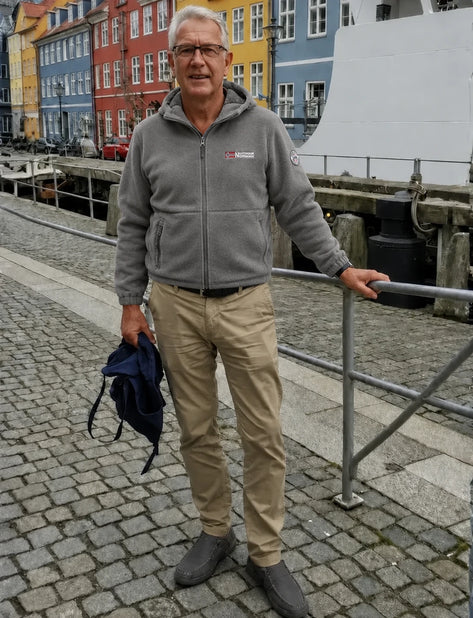 Review by Peter Wagner