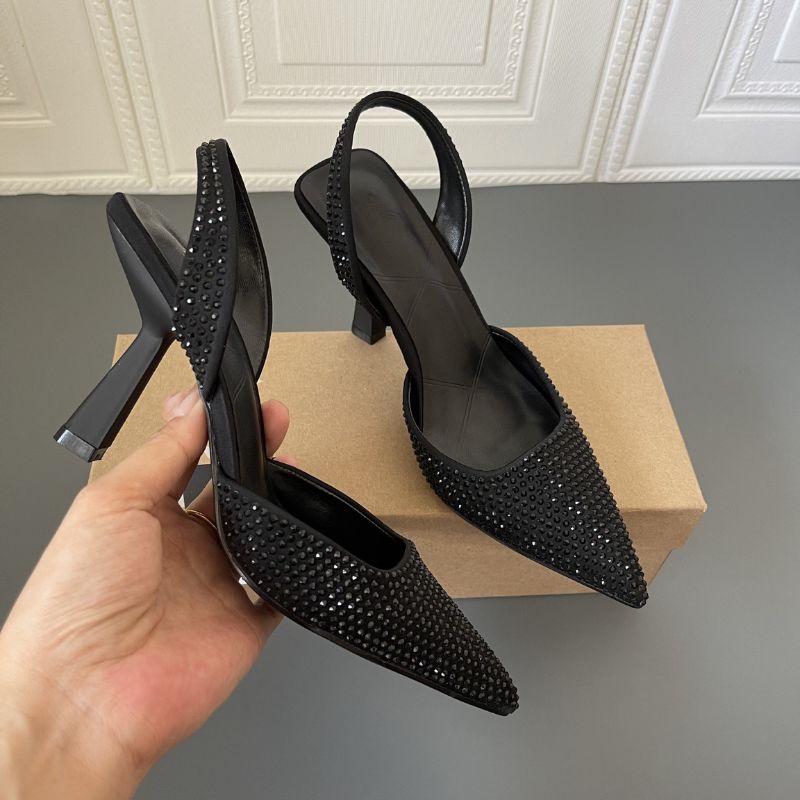Pumps Feminino Strass Valenti Colosy